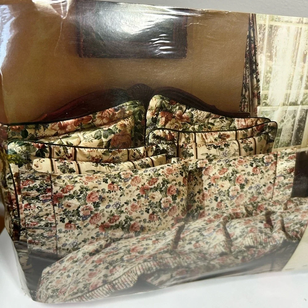 Vintage CROSCILL Floral Twin Flat & Fitted Sheet Ruffle Set 200 Luxury Percale